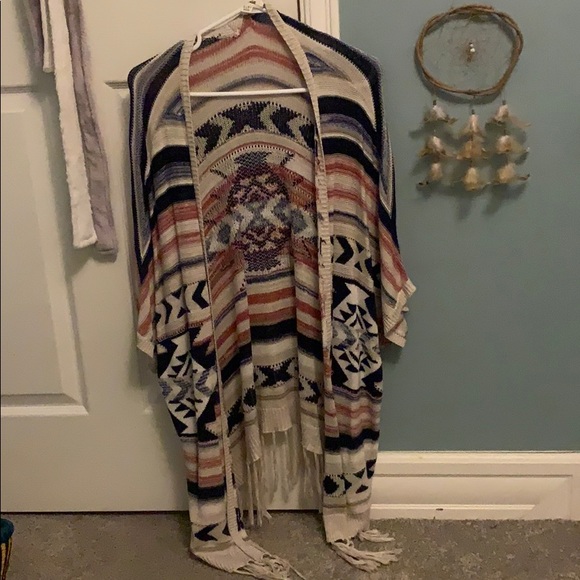 Garage Accessories - Aztec  knit kimono